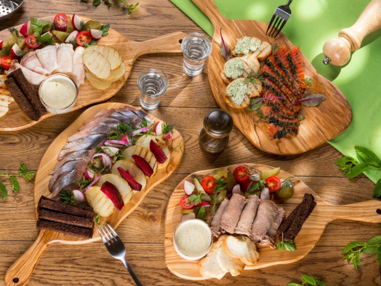 Топ продуктов, которые испортят вам любой праздник, если их смешивать с алкоголем